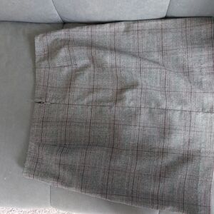 LOFT Charcoal Checkered Skirt